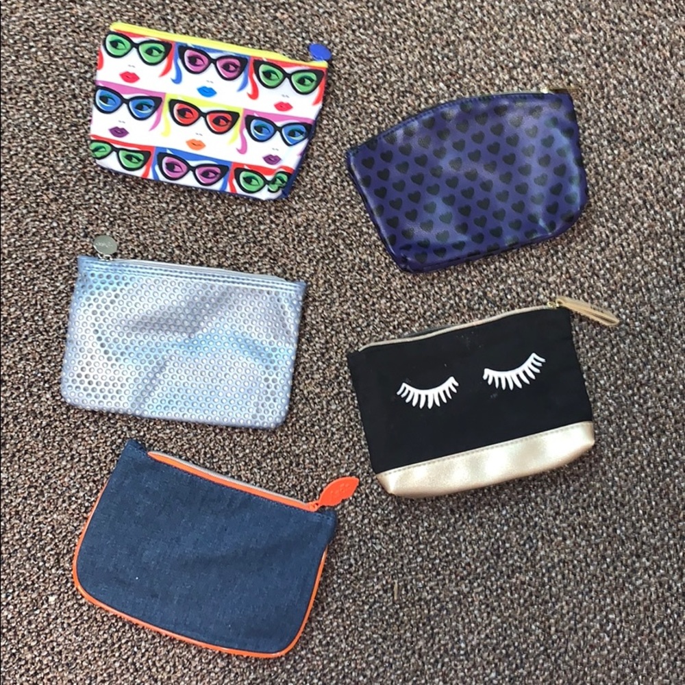 5-pack of ipsy Glam bags